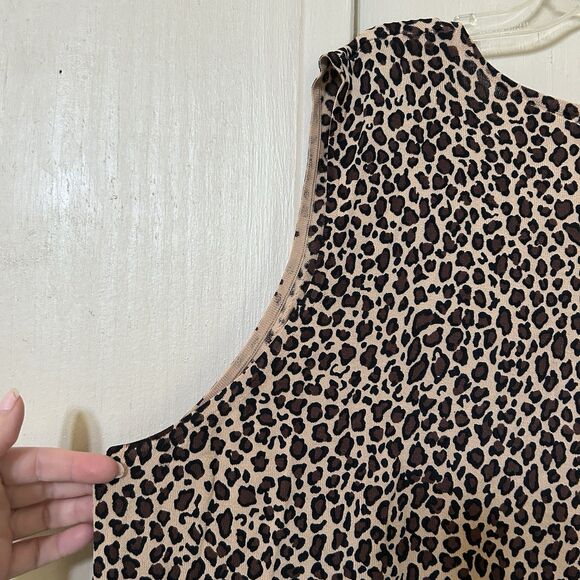 Maggie Barnes Top 4X Sleeveless Leopard Stretch Mob Wife Comfort - Picture 4 of 7